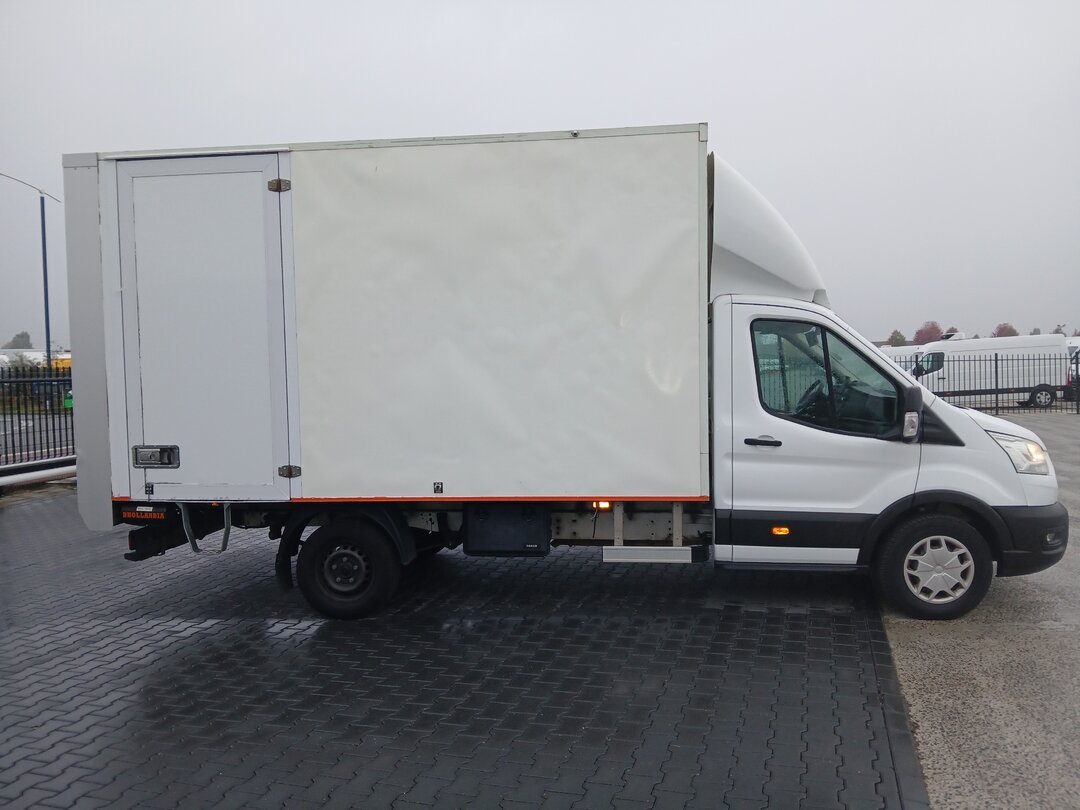 Ford Transit Closed box Taillift 130pk 2022 – foto 3 – kavel bij BAS World Auctions, Veghel