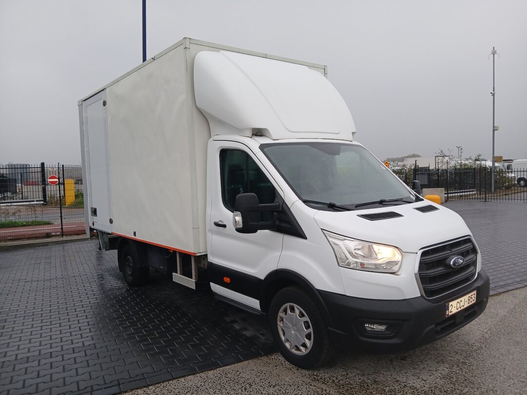 Ford Transit Closed box Taillift 130pk 2022 – foto 2 – kavel bij BAS World Auctions, Veghel