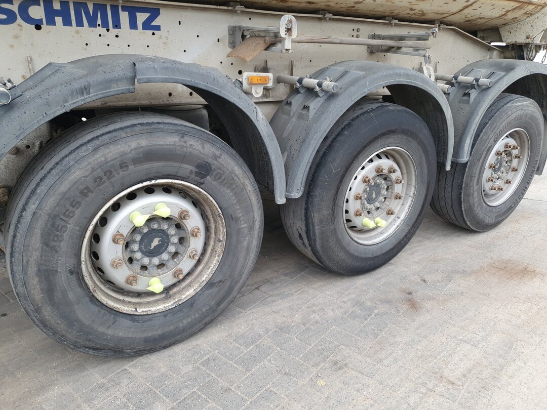 Schmitz SGF*S3 Tipper Semi Trailer Full Air – foto 9 – kavel bij BAS World Auctions, Veghel