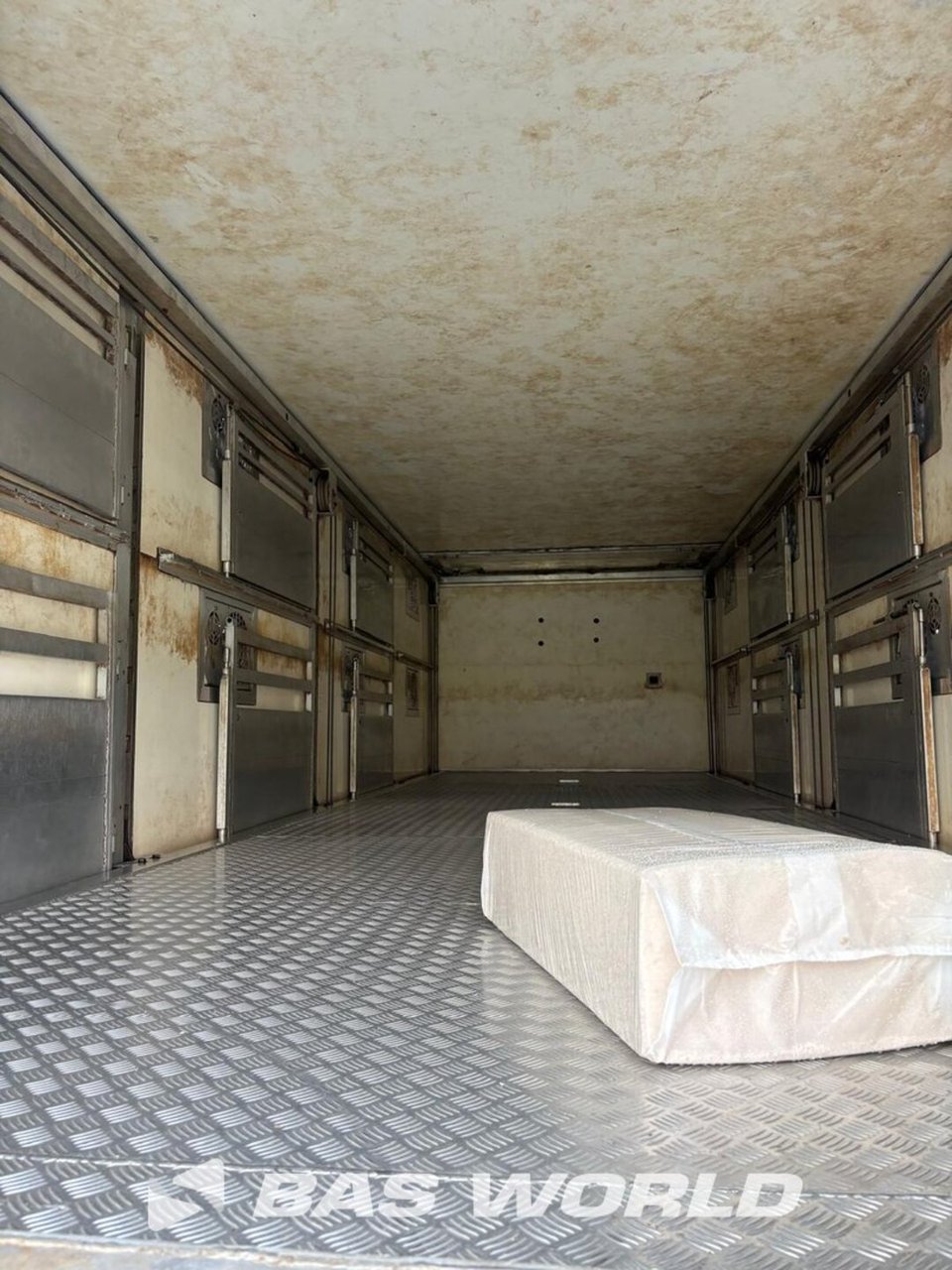 Scania R400 6x2 Cattle Transport Taillift Cruise Control Full Air – foto 9 – kavel bij BAS World Auctions, Lieshout