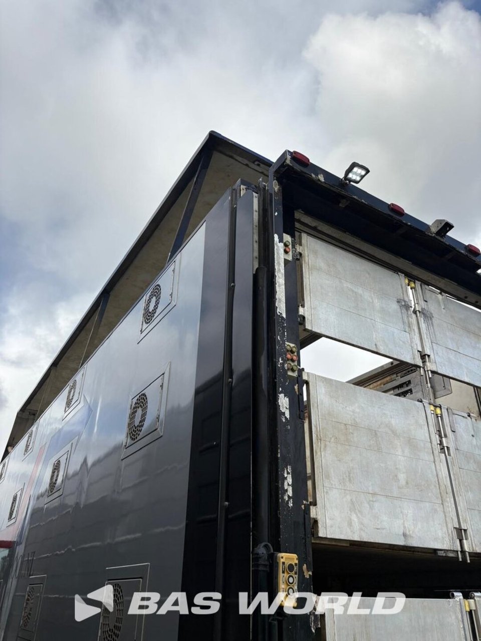 Scania R400 6x2 Cattle Transport Taillift Cruise Control Full Air – foto 7 – kavel bij BAS World Auctions, Lieshout