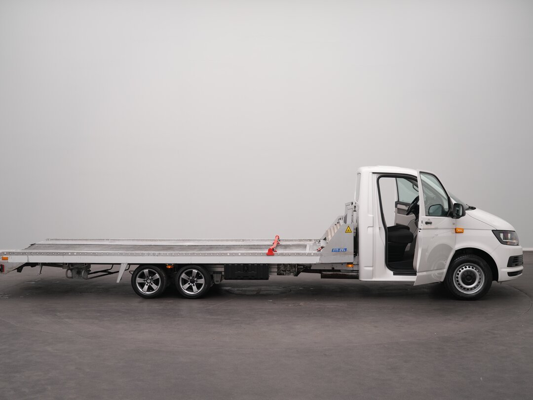 Volkswagen Transporter 140pk Car transporter van Eder Algema Fitzel 1500KG Nutzlast Autotransporter Cartransporter Oprijwagen – foto 3 – kavel bij BAS World Auctions, Veghel