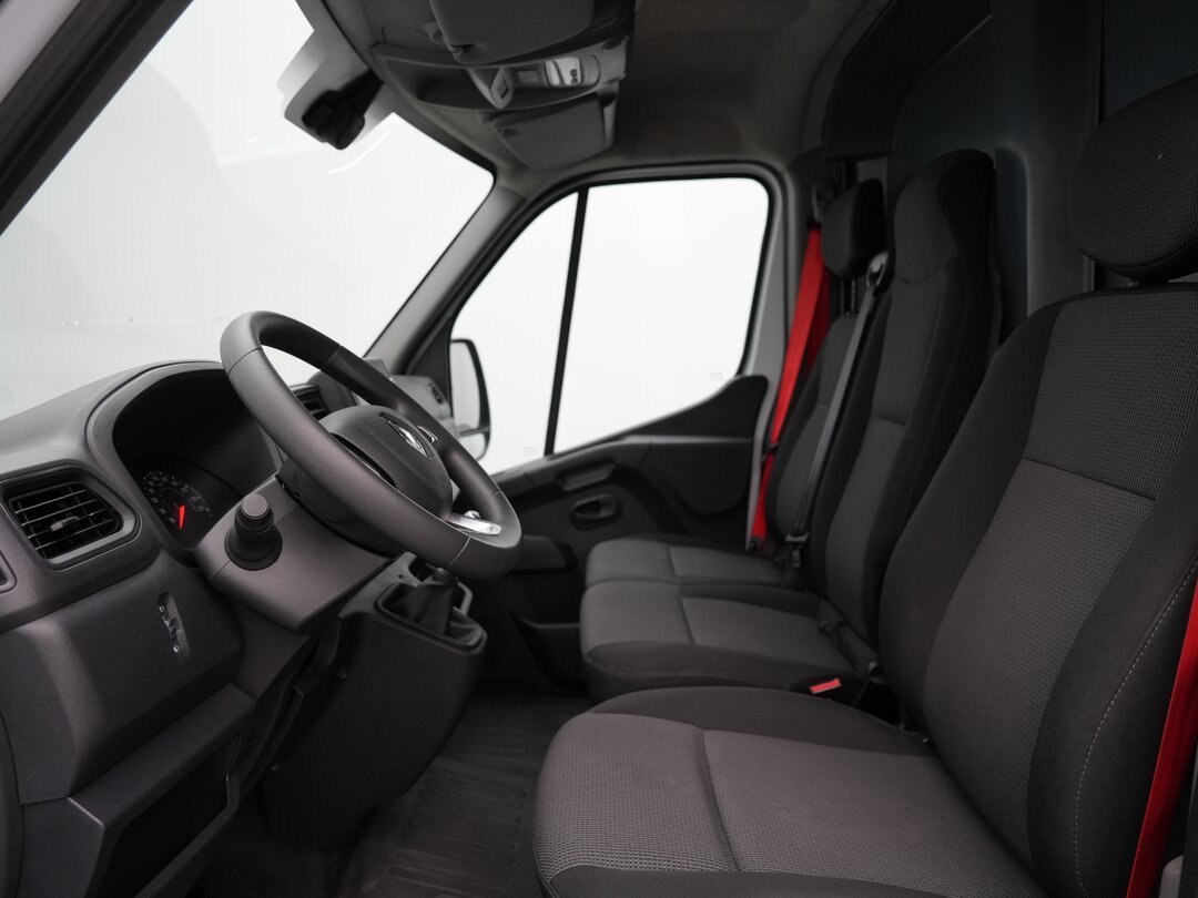 Renault Master 150PK Refrigerated Koelwagen L2H2 Thermo King V-200 MAX 230v Stekker LED Airco Cruise Parkeersensoren Euro6 Koel Koeler Kühl Kühler… – foto 3 – kavel bij BAS World A