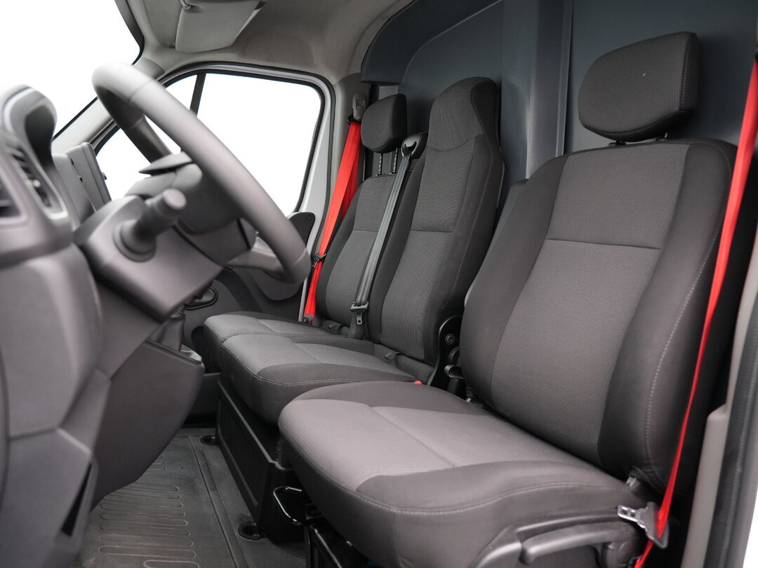 Renault Master 150PK Refrigerated Koelwagen L2H2 Thermo King V-200 MAX 230v Stekker LED Airco Cruise Parkeersensoren Euro6 Koel Koeler Kühl Kühler… – foto 5 – kavel bij BAS World A
