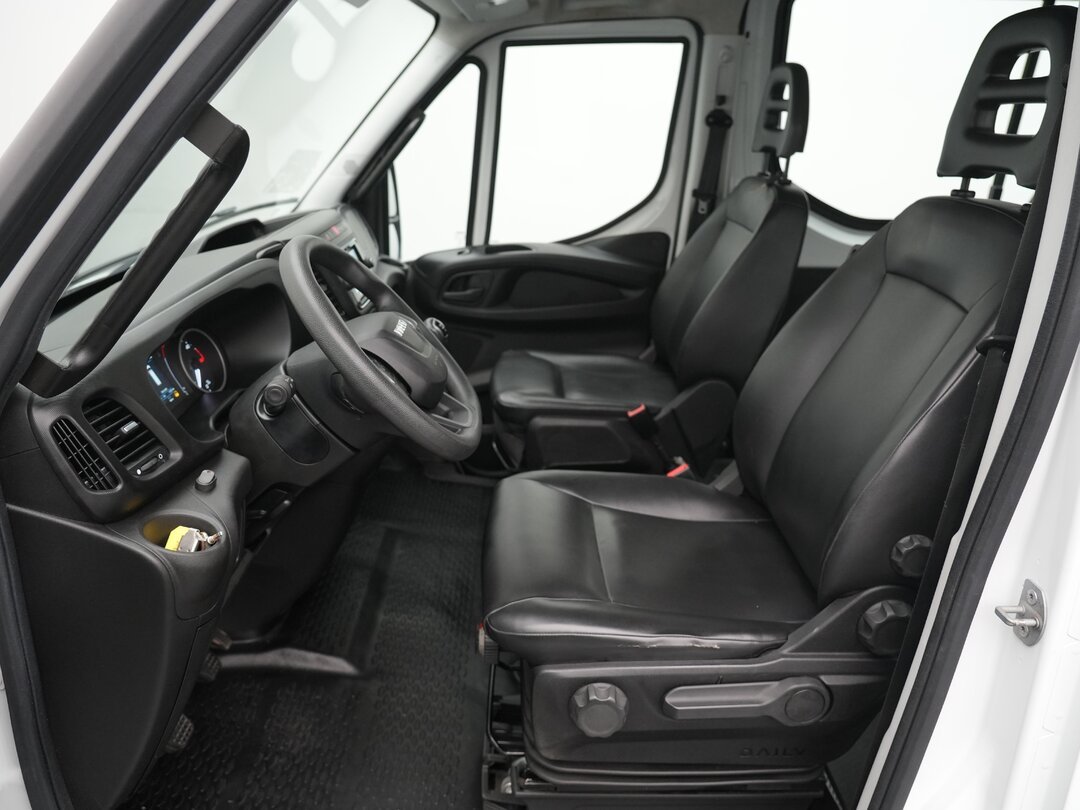 Iveco Daily 35S14 Double Cabin L2H2 Airco Camera Cruise Euro6 L2 Doka Mixto – foto 6 – kavel bij BAS World Auctions, Veghel