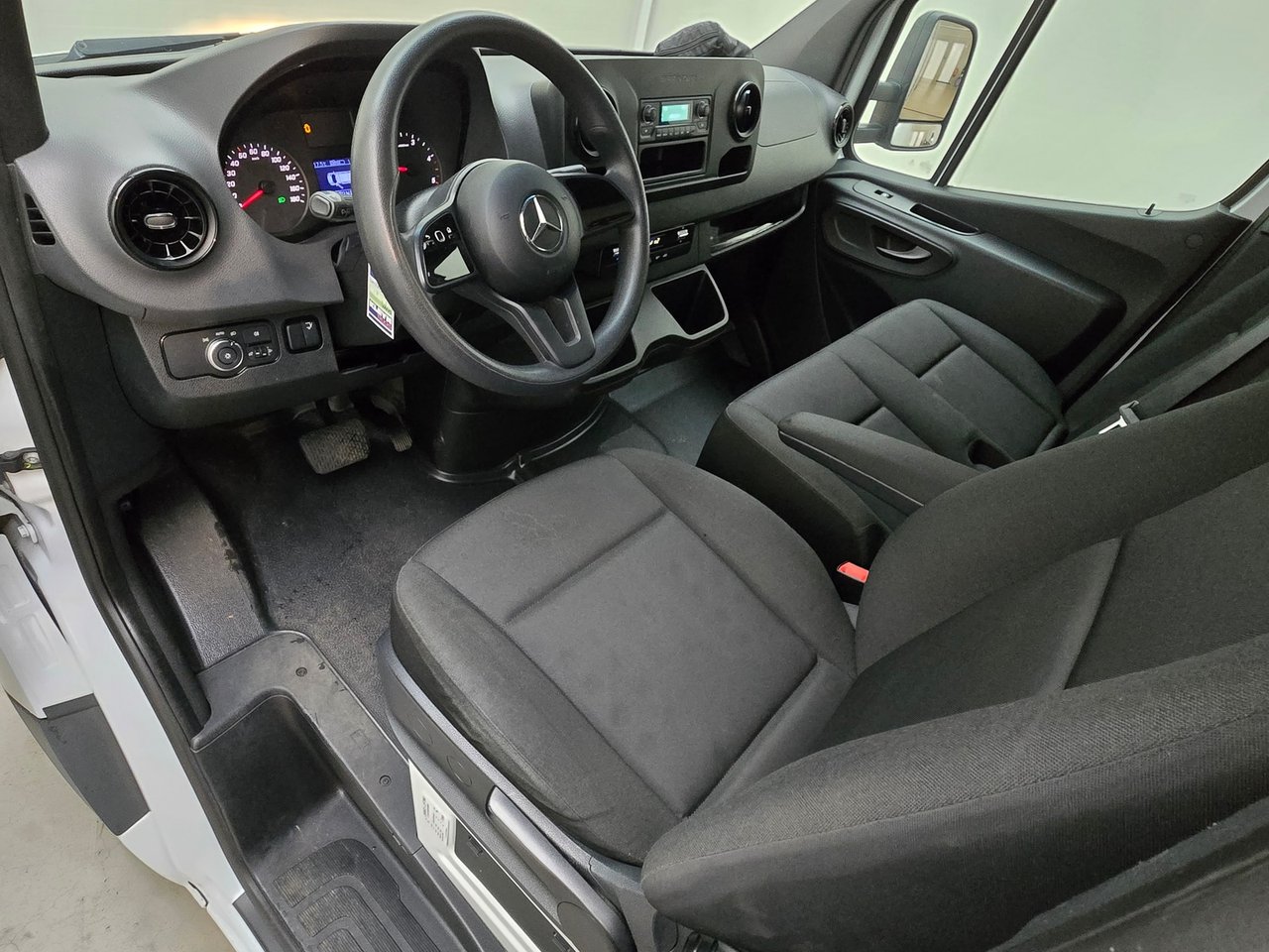 Mercedes-Benz Sprinter 317 1.9 CDI L3 RWD 2022 – foto 8 – kavel bij BAS World Auctions, Veghel