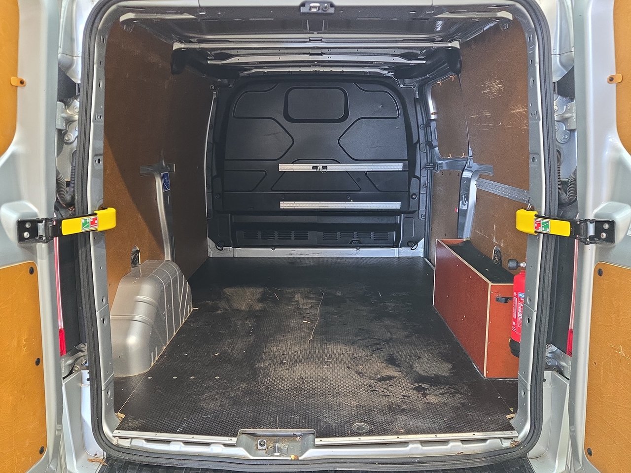 Ford Transit Custom 280 2.0 TDCI L1H1 Trend 2020 – foto 9 – kavel bij BAS World Auctions, Veghel
