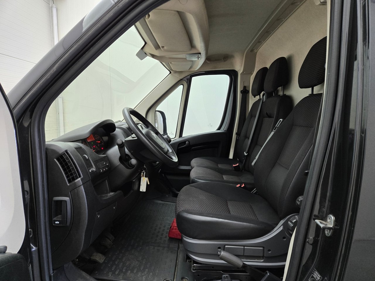Citroen Jumper 30 2.2 BlueHDi 120 L2H1 Club 2021 – foto 6 – kavel bij BAS World Auctions, Veghel