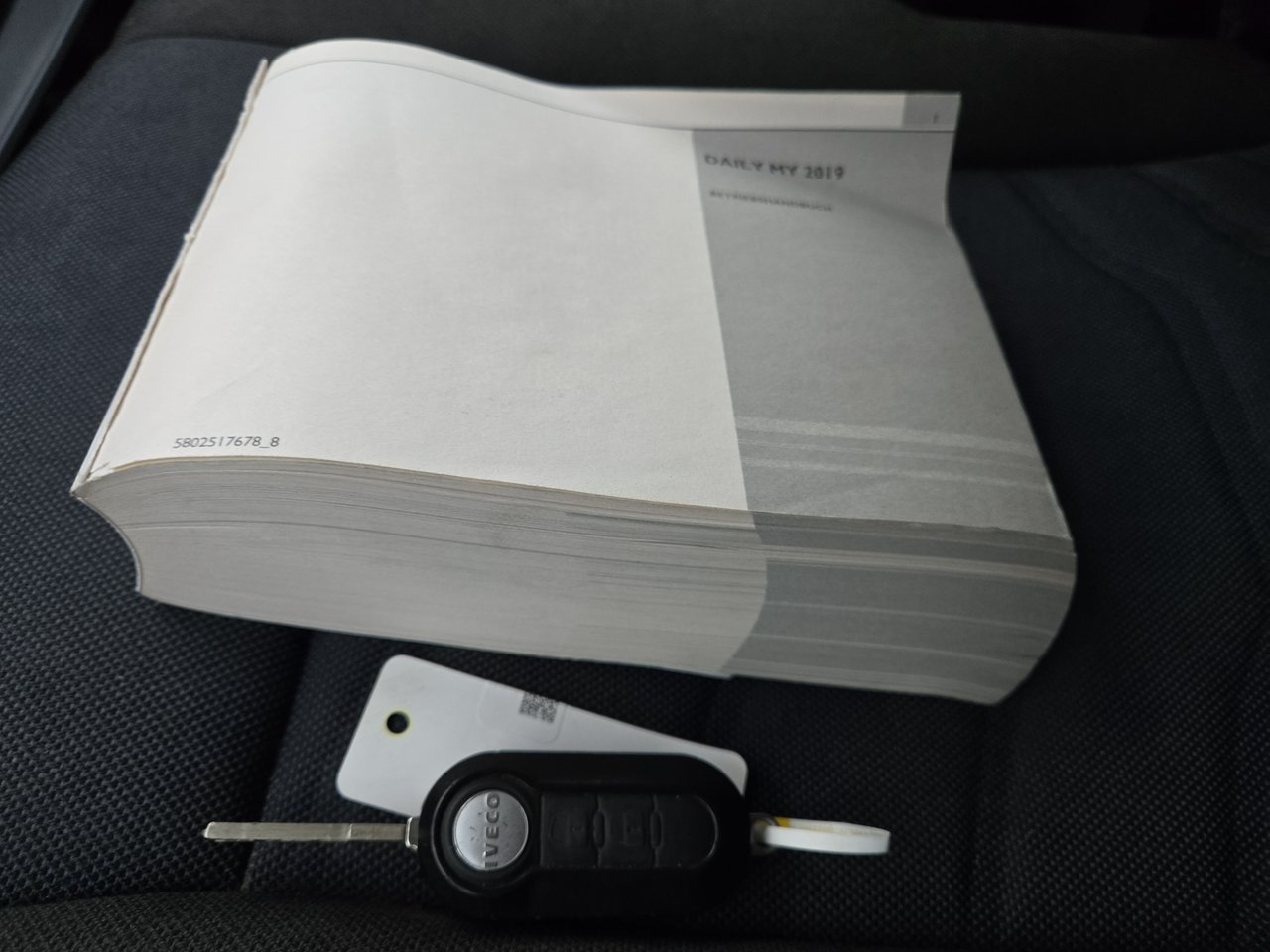 Iveco Daily 35C16H 2.3 410 2021 – foto 9 – kavel bij BAS World Auctions, Veghel