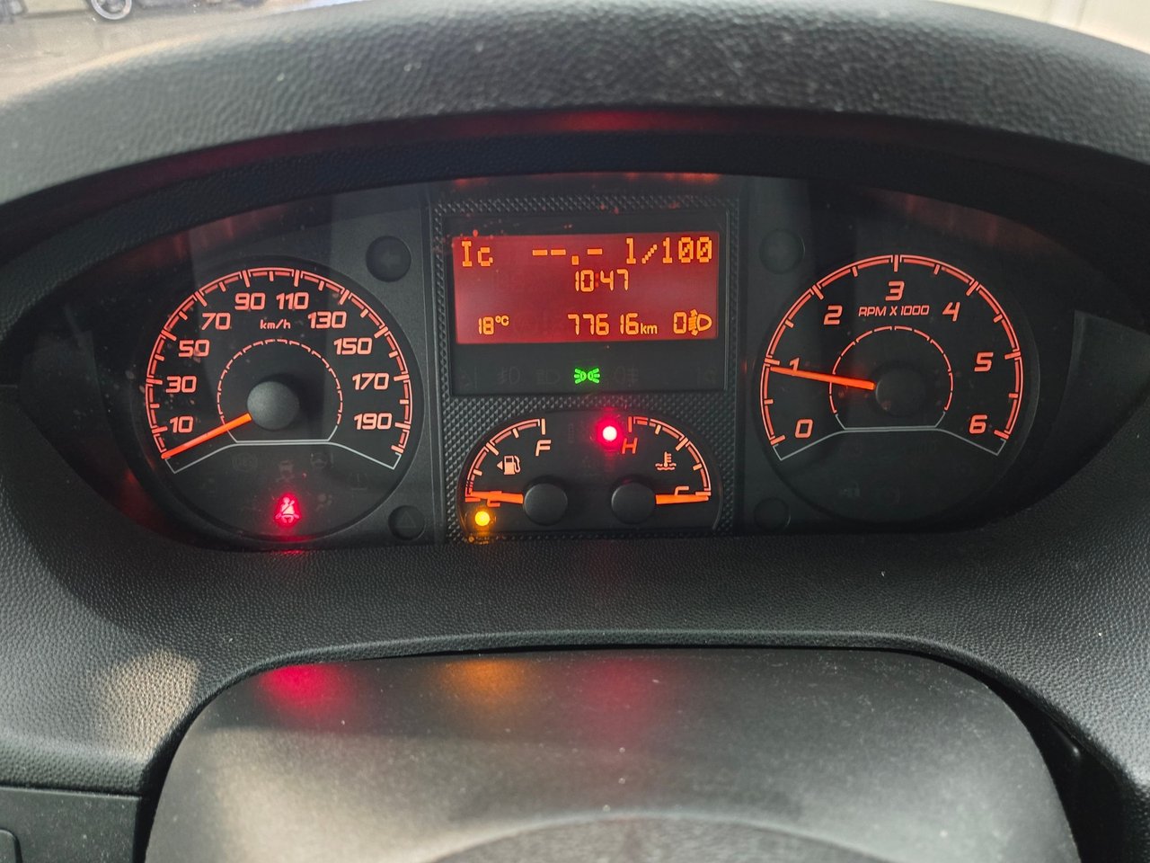 Citroen Jumper 30 2.2 BlueHDi 120 L2H1 Club 2021 – foto 7 – kavel bij BAS World Auctions, Veghel