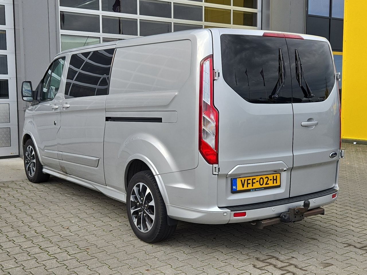 Ford Transit Custom 320 2.0 TDCI L2H1 Sport 2020 – foto 4 – kavel bij BAS World Auctions, Veghel