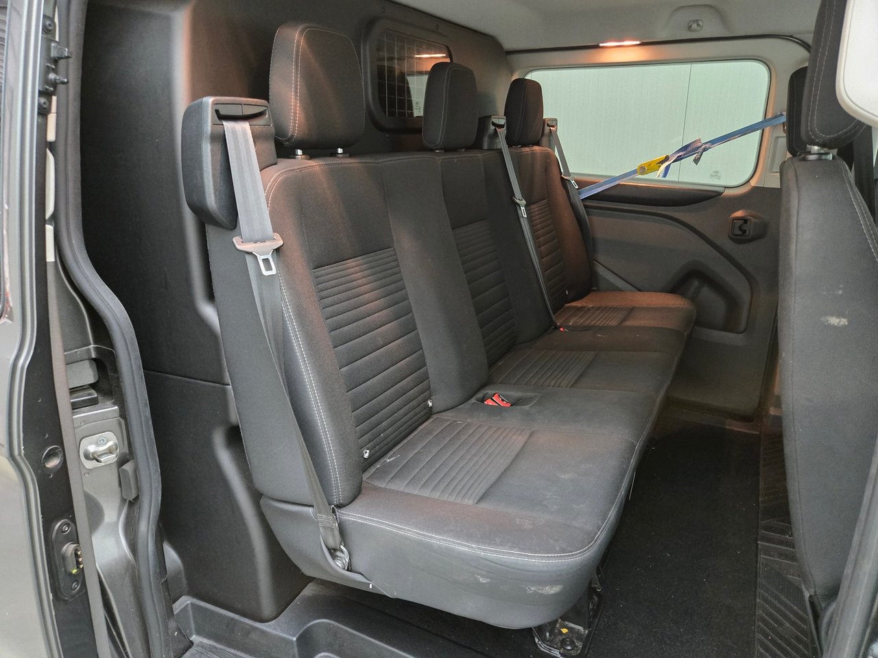 Ford Transit Custom 300 2.0 TDCI L2H1 Limited DC 2020 – foto 8 – kavel bij BAS World Auctions, Veghel