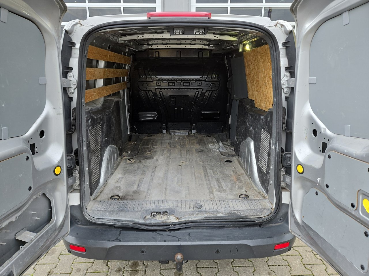Ford Transit Connect 1.5 TDCI L2 Trend 2018 – foto 9 – kavel bij BAS World Auctions, Veghel