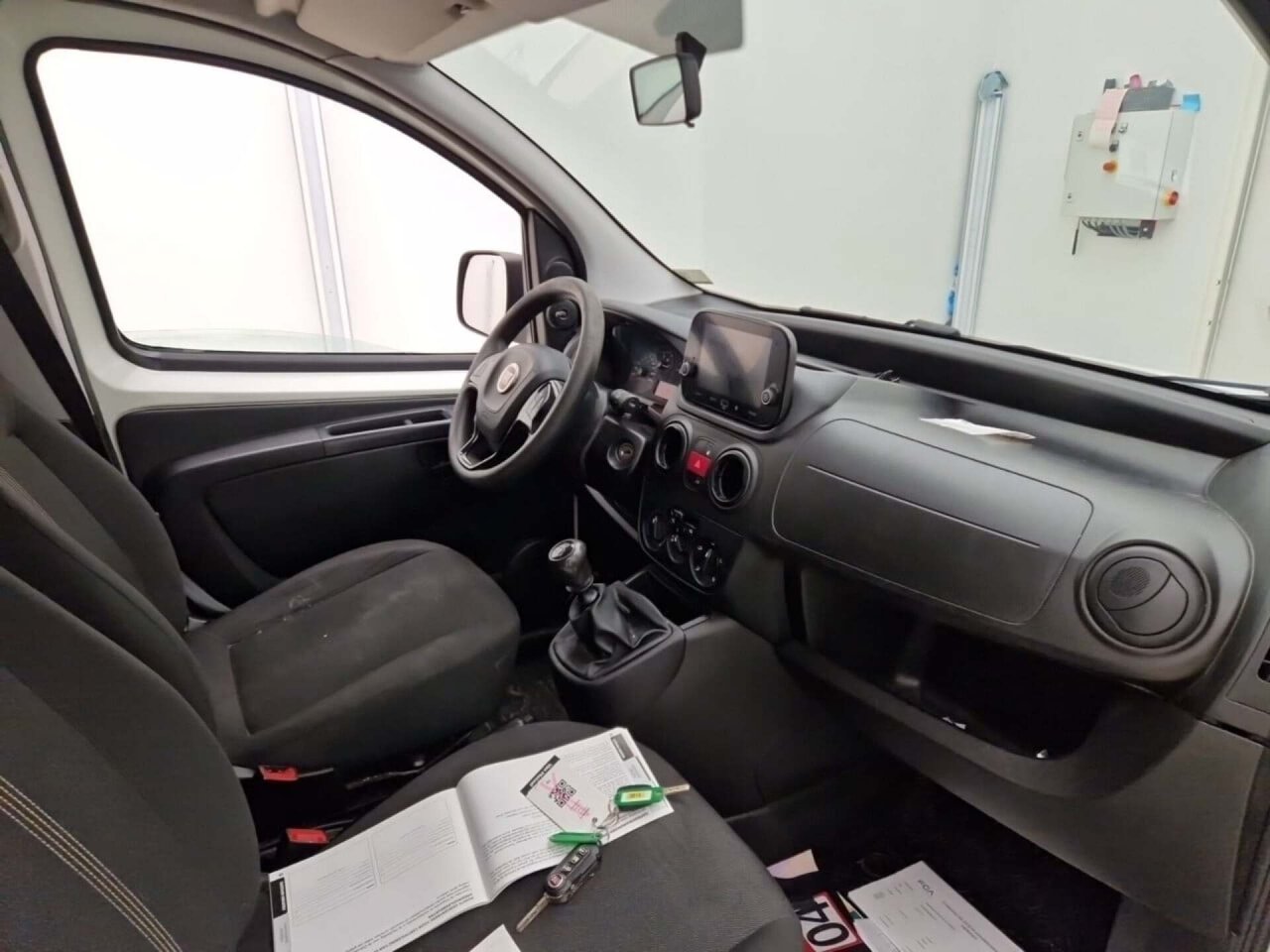 Fiat Fiorino 1.4 CNG SX 2020 Airco/PDC – foto 4 – kavel bij BAS World Auctions, Veghel