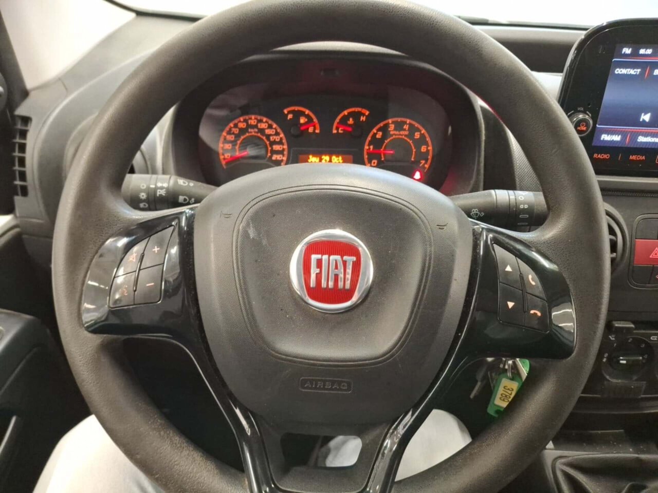 Fiat Fiorino 1.4 CNG SX 2020 Airco/PDC – foto 8 – kavel bij BAS World Auctions, Veghel