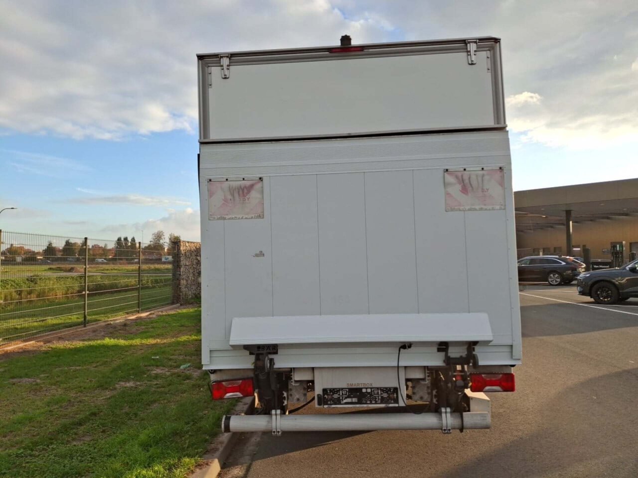 Ford Transit 2.0 350E L4H3 TD Trend 2020 Airco/NAV – foto 6 – kavel bij BAS World Auctions, Veghel