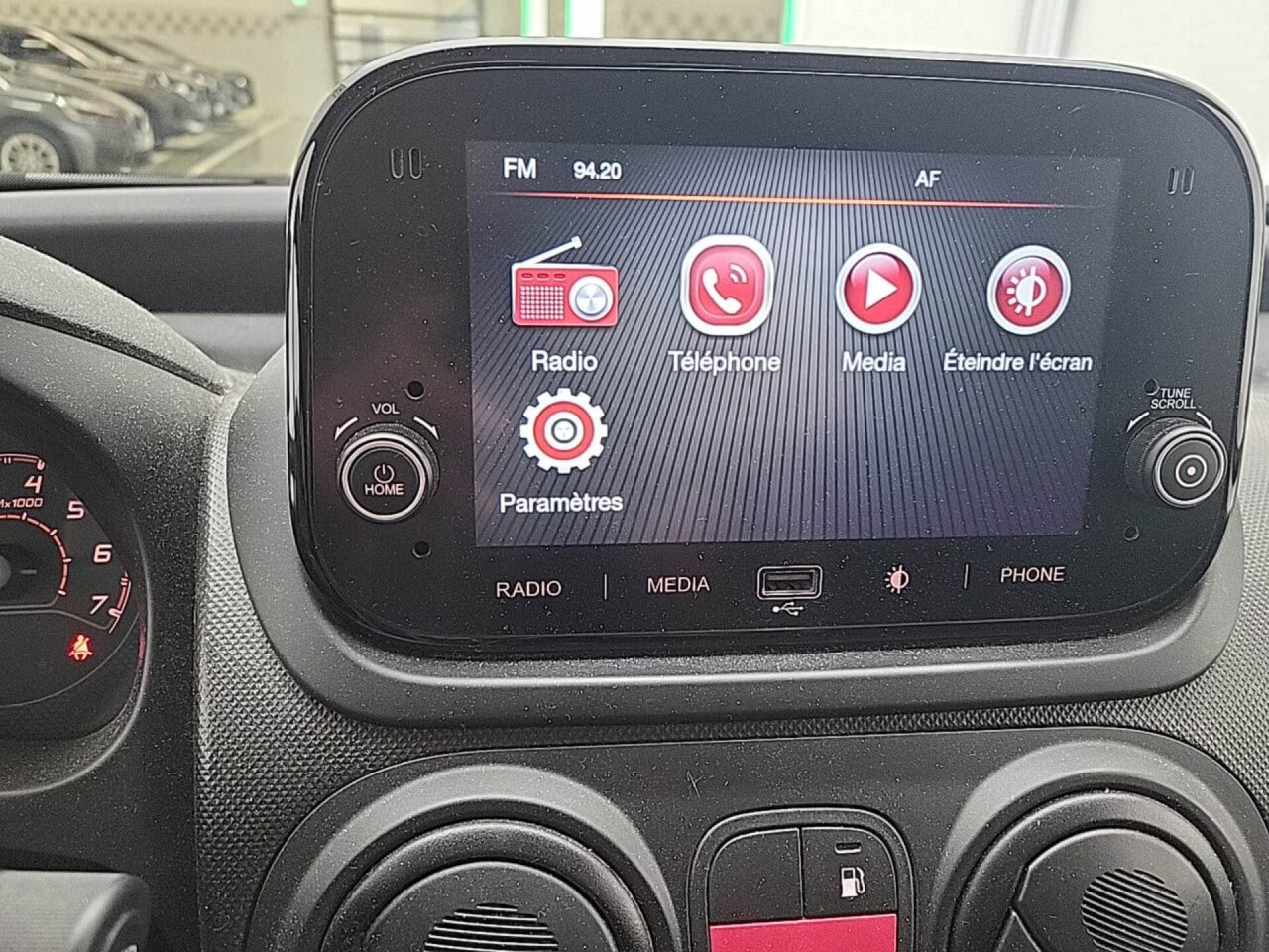 Fiat Fiorino 1.4 CNG SX 2020 Airco/PDC – foto 9 – kavel bij BAS World Auctions, Veghel