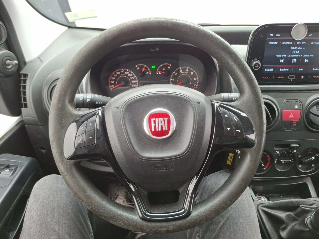 Fiat Fiorino 1.4 CNG 2020 Airco/PDC – foto 8 – kavel bij BAS World Auctions, Veghel