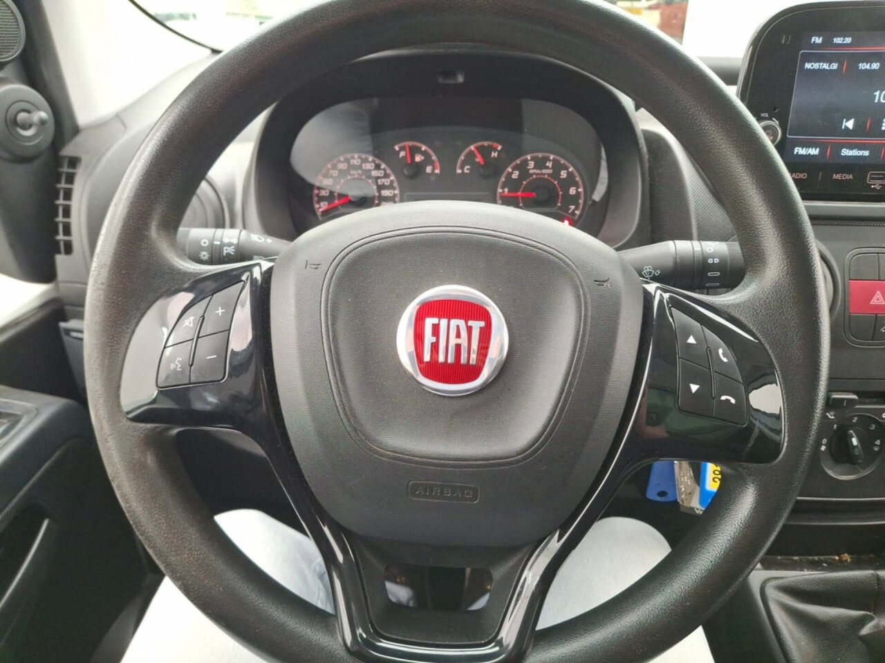 Fiat Fiorino 1.4 CNG Euro6 2020 Airco/PDC – foto 8 – kavel bij BAS World Auctions, Veghel