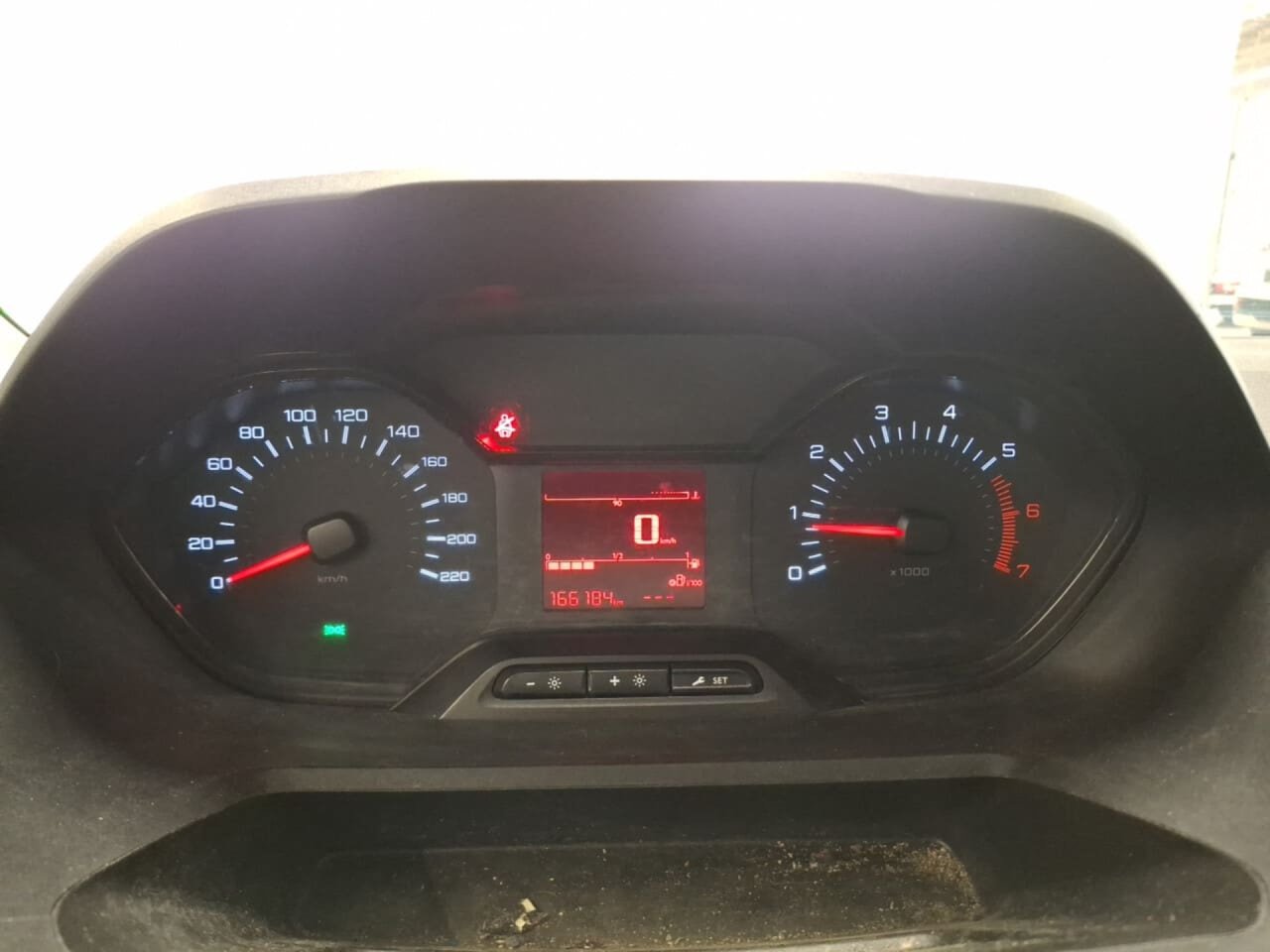 Peugeot Partner 1.5 BlueHDI L2 DC Pro 2021 Airco/NAV/PDC – foto 7 – kavel bij BAS World Auctions, Veghel