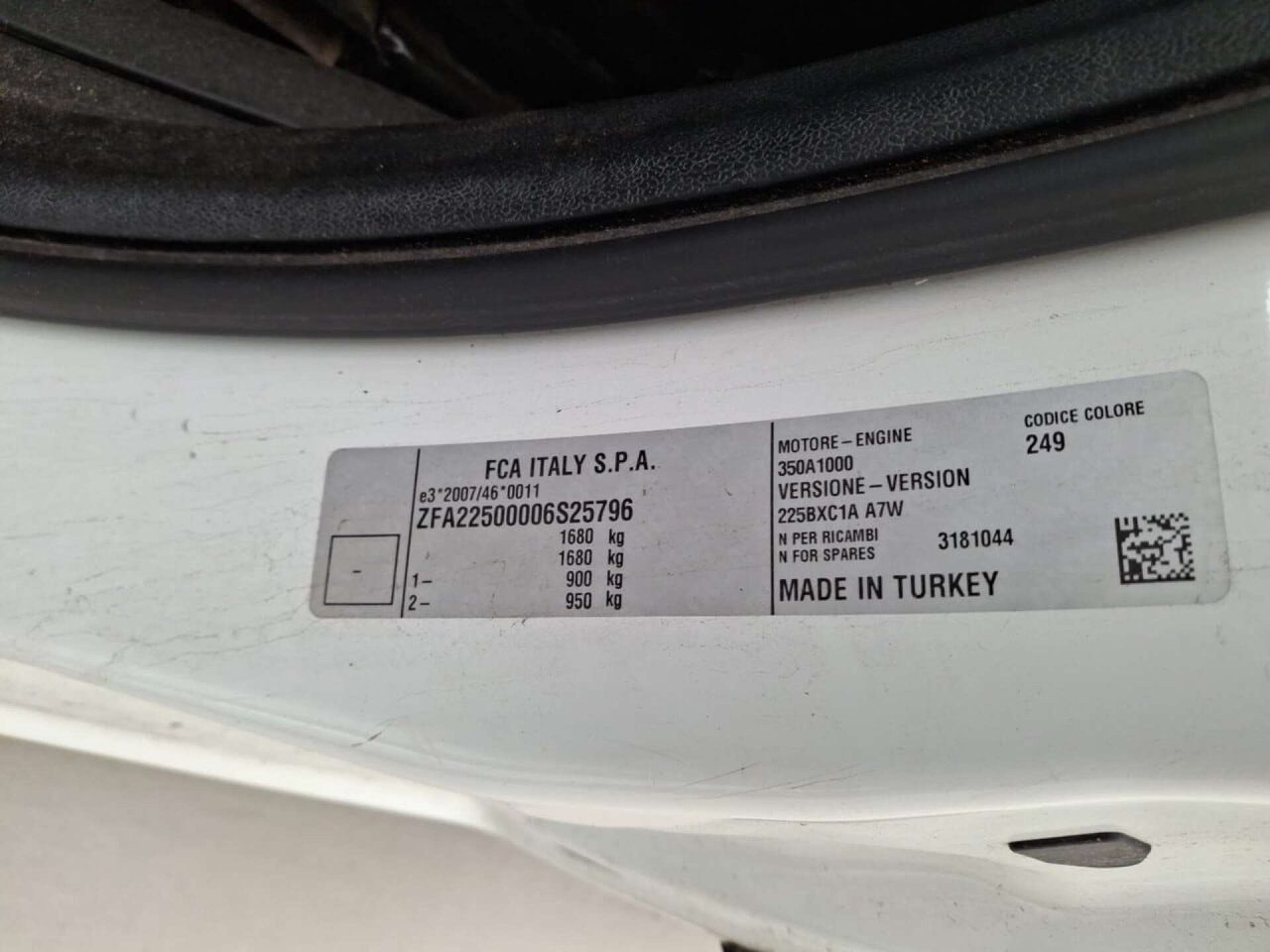 Fiat Fiorino 1.4 CNG SX 2020 Airco/PDC – foto 5 – kavel bij BAS World Auctions, Veghel