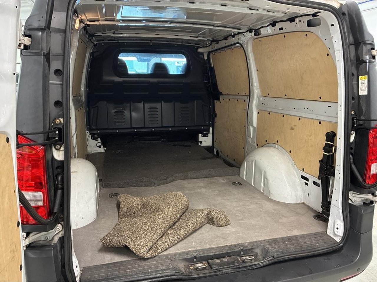 Mercedes-Benz Vito 114 CDI Functional Lang 2018 – foto 10 – kavel bij BAS World Auctions, Veghel