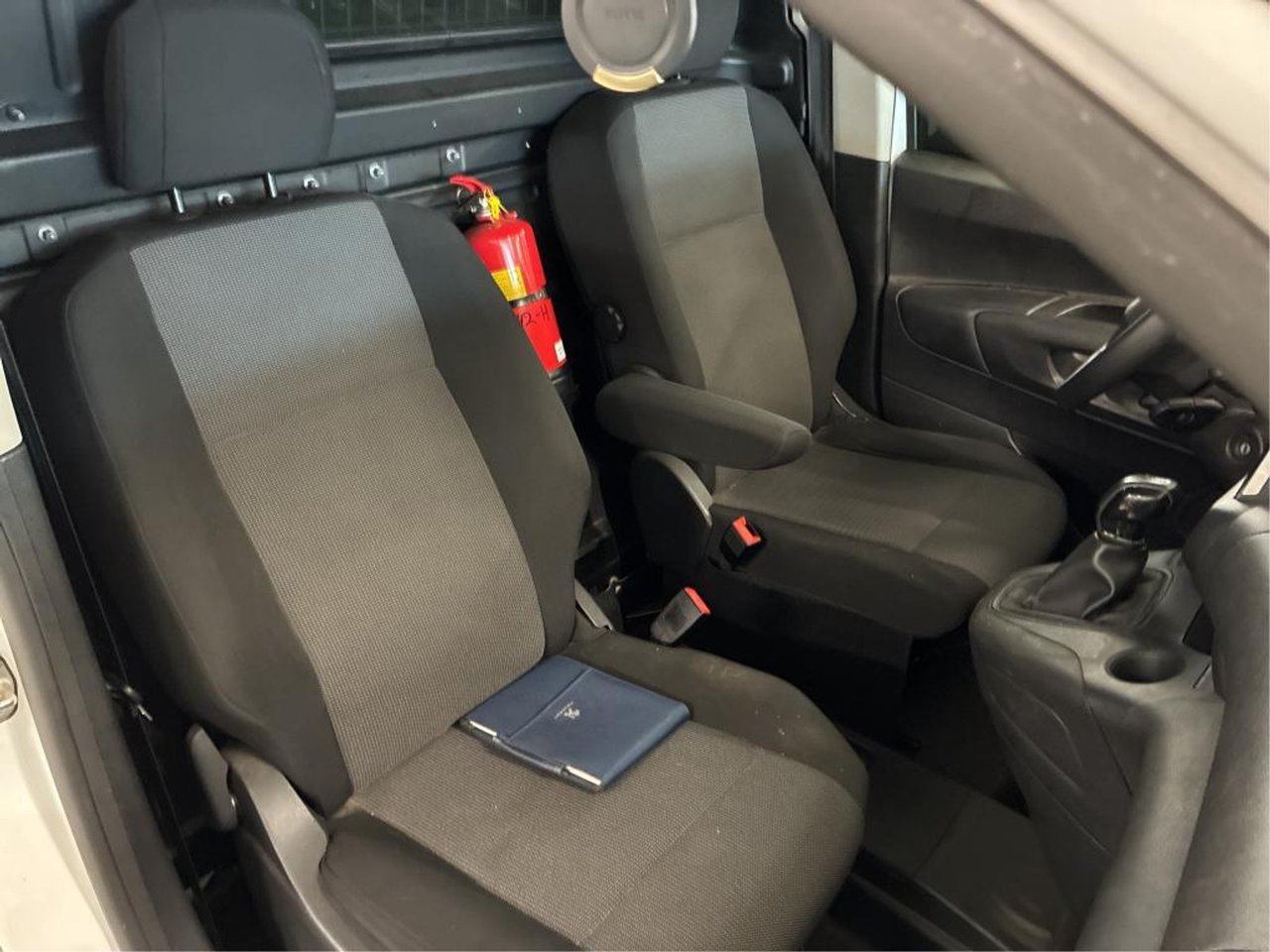 Peugeot Partner 1.5 BlueHDI Premium 2020 – foto 5 – kavel bij BAS World Auctions, Veghel