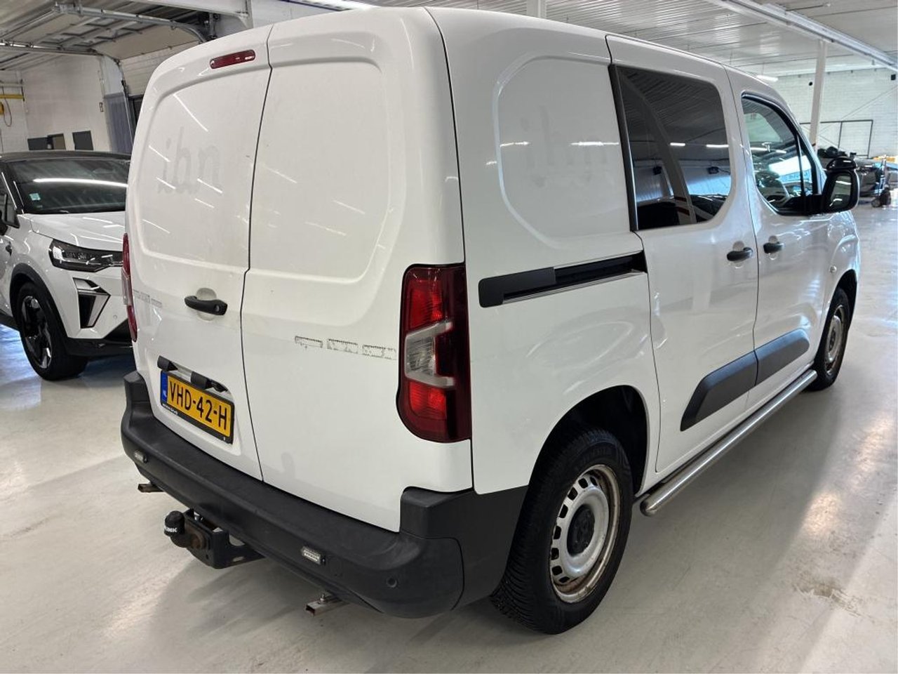 Peugeot Partner 1.5 BlueHDI Premium 2020 – foto 4 – kavel bij BAS World Auctions, Veghel