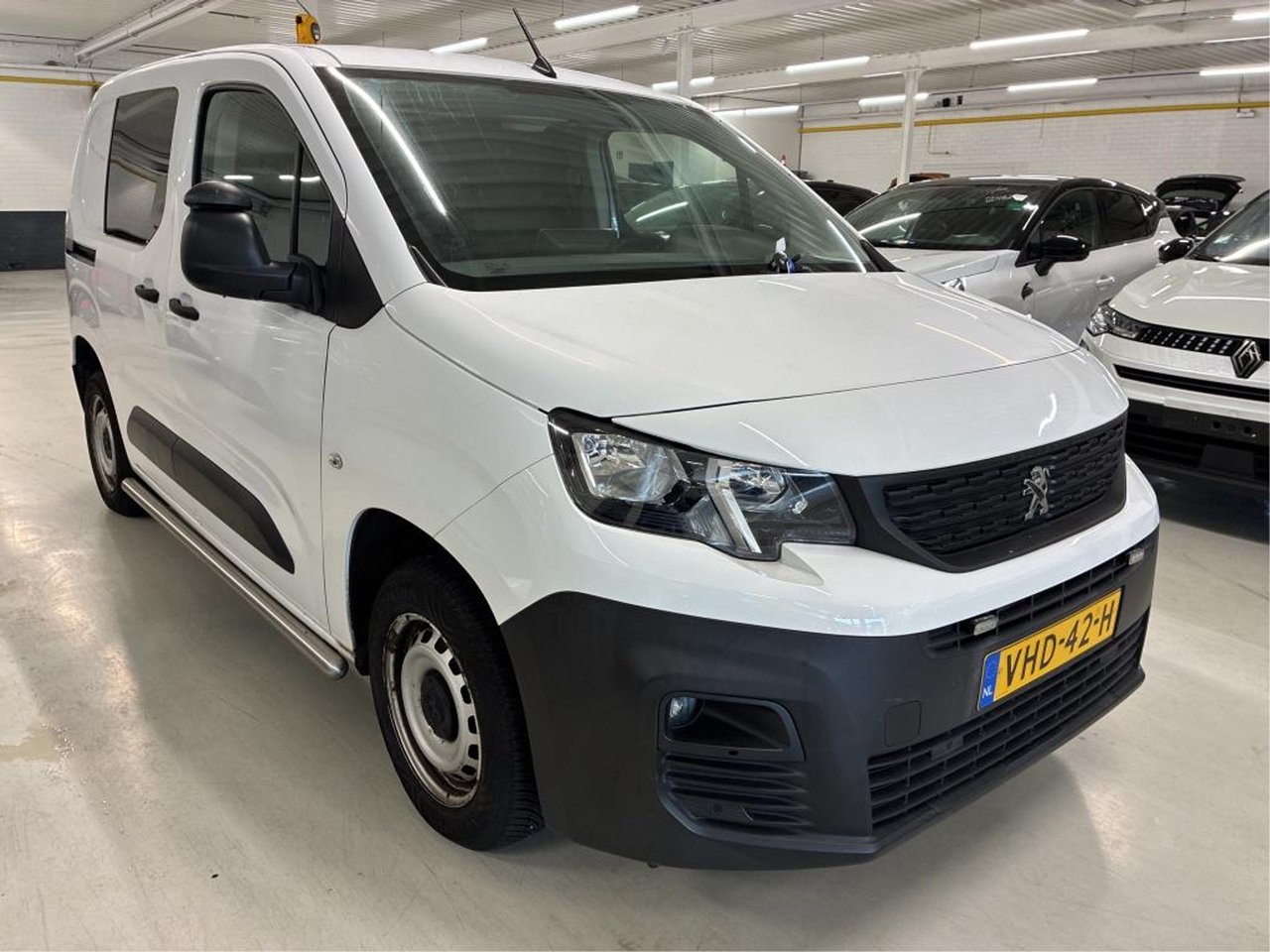 Peugeot Partner 1.5 BlueHDI Premium 2020 – foto 2 – kavel bij BAS World Auctions, Veghel