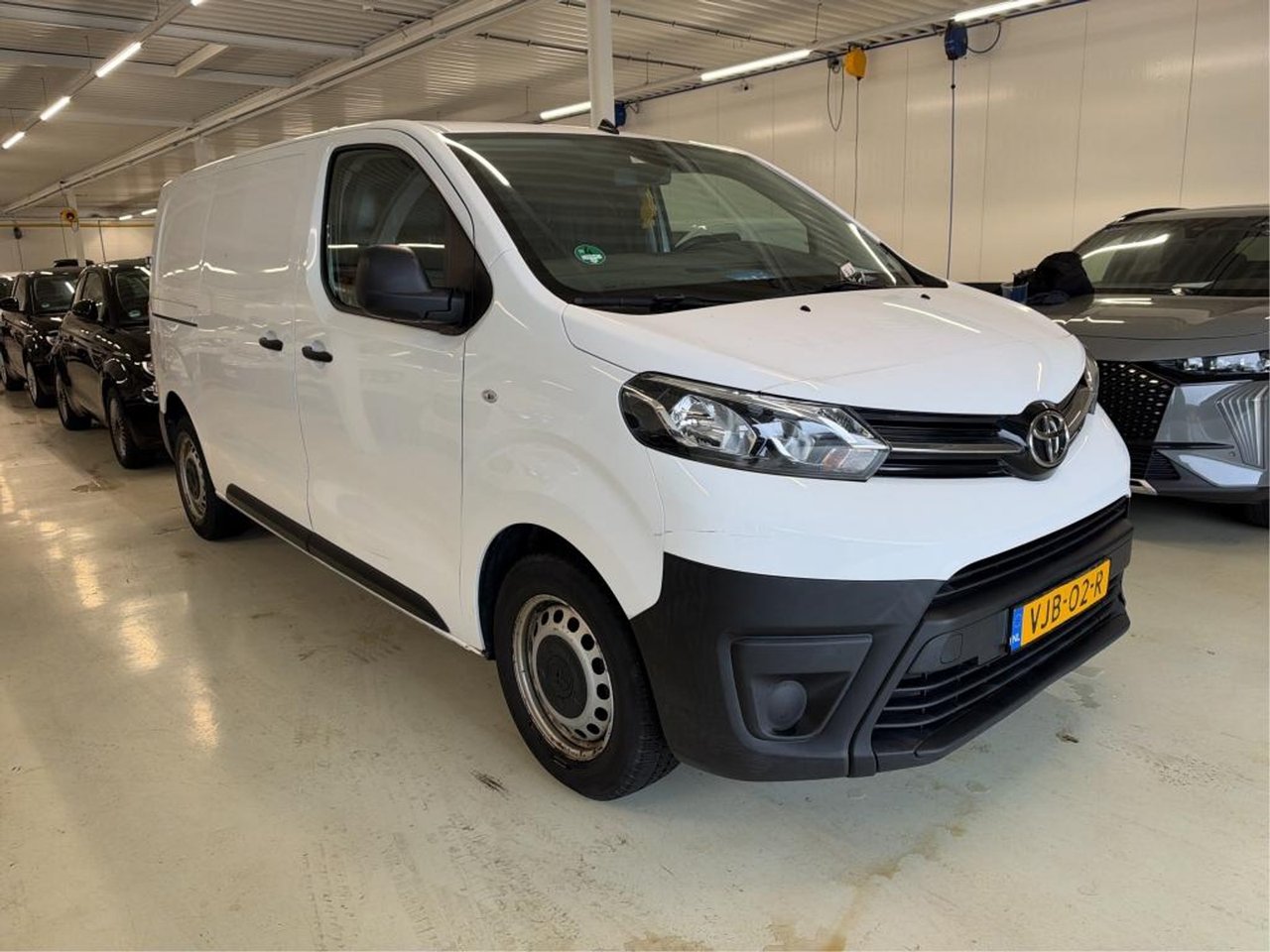 Toyota PROACE Worker 2.0 D-4D Navigator 2021 – foto 2 – kavel bij BAS World Auctions, Veghel
