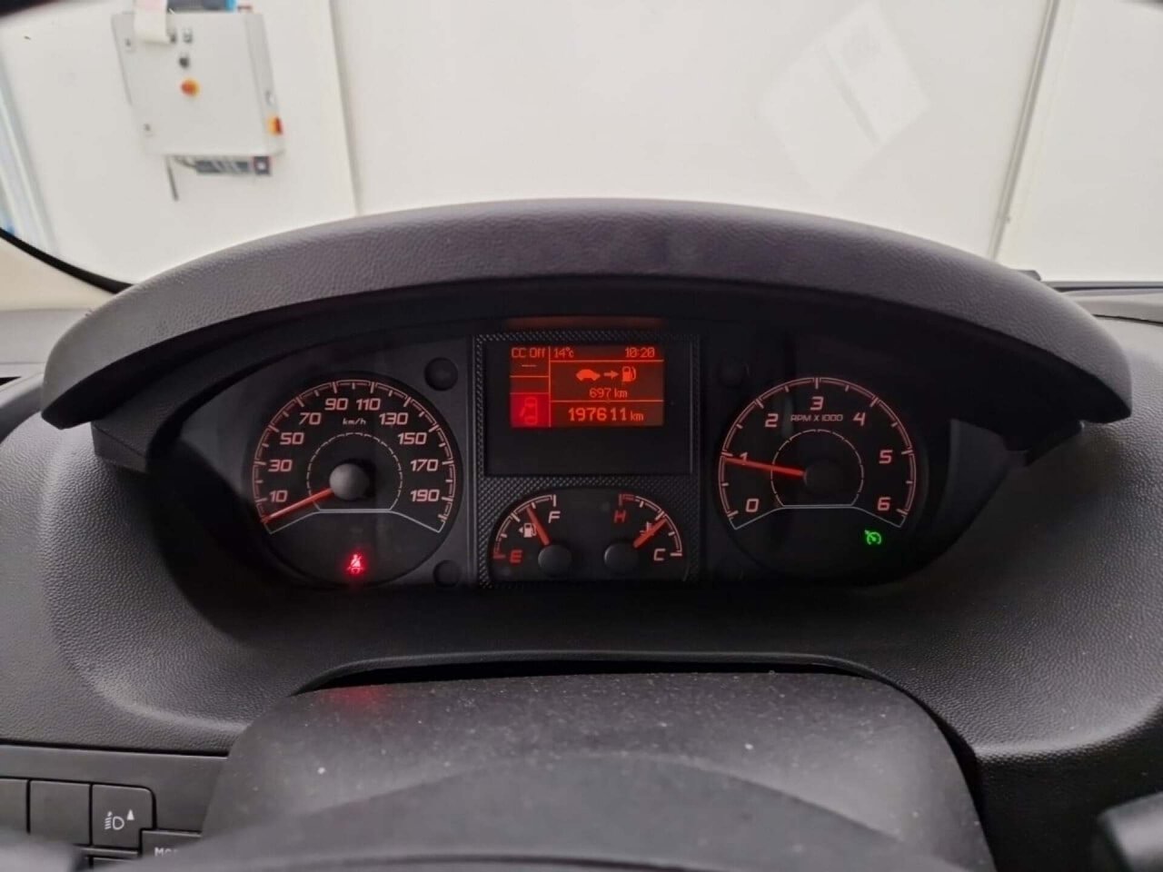Peugeot Boxer 2.2 HDI 120 L2H1 2023 Airco/PDC – foto 8 – kavel bij BAS World Auctions, Veghel