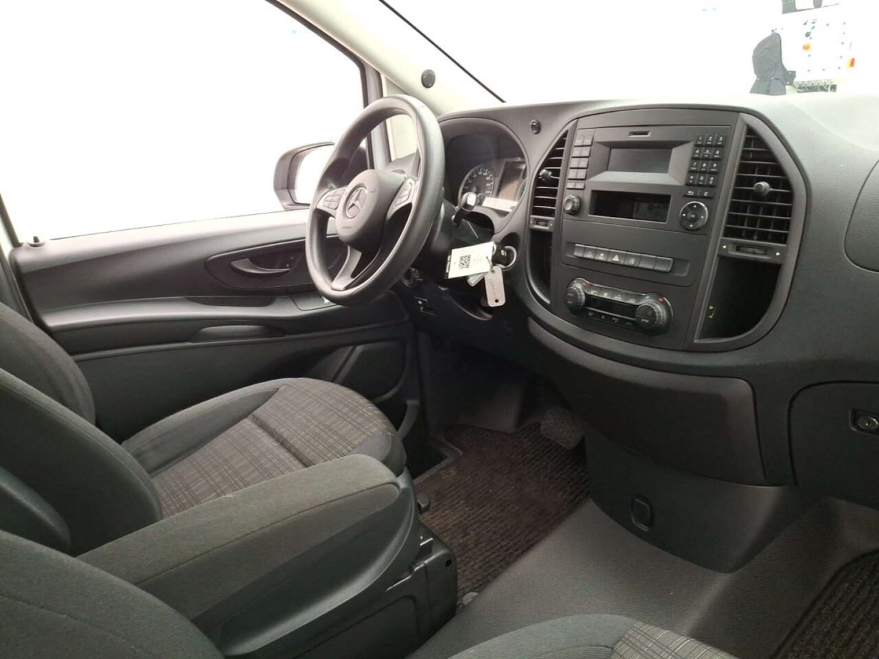 Mercedes-Benz Vito 114 CDI Lang DC Comfort 5P. AU 2019 AUT/ECC/PDC – foto 4 – kavel bij BAS World Auctions, Veghel