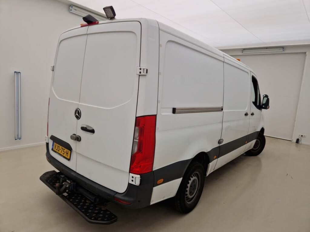 Mercedes-Benz Sprinter 317 1.9 CDI L2H1 DC 2021 AUT/Airco/PDC – foto 3 – kavel bij BAS World Auctions, Veghel