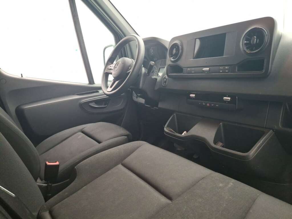 Mercedes-Benz Sprinter 317 1.9 CDI L2H2 2023 AUT/ECC/LMV/PDC/LED – foto 4 – kavel bij BAS World Auctions, Veghel