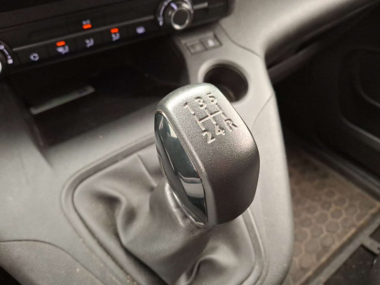 Opel Combo 1.5D L1H1 Edition 2020 Airco/PDC – foto 10 – kavel bij BAS World Auctions, Veghel