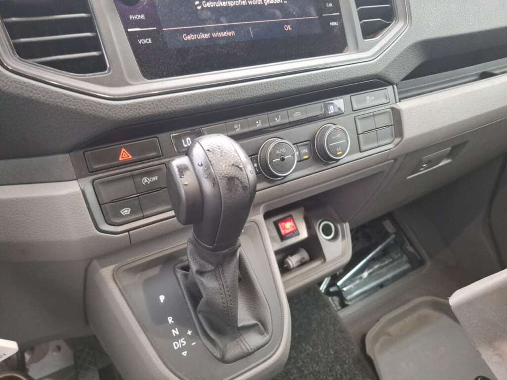 Volkswagen Crafter 50 2.0 TDI L4 DL Trendline EUR 2023 ECC/NAV – foto 8 – kavel bij BAS World Auctions, Veghel