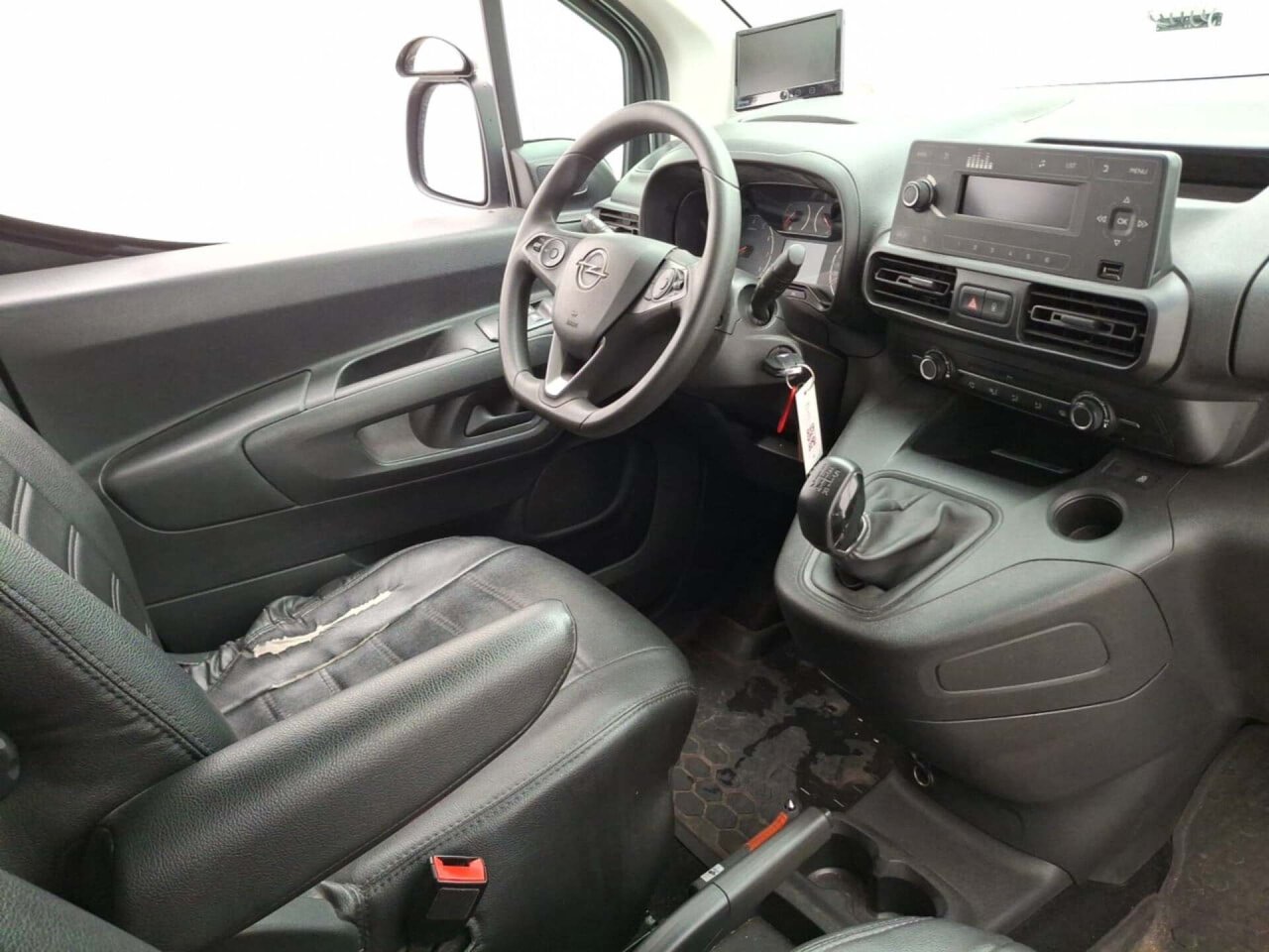Opel Combo 1.5D L1H1 Edition 2020 Airco/PDC – foto 4 – kavel bij BAS World Auctions, Veghel