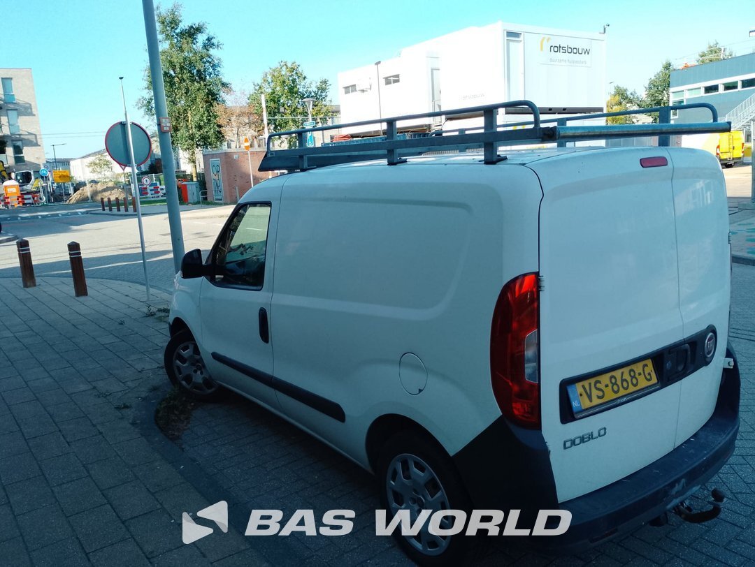 Fiat Doblo 120pk Closed Van MOT 25-05-2027 – foto 2 – kavel bij BAS World Auctions, Arnhem