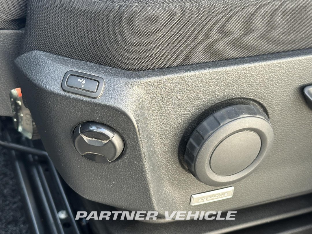 frontLeft : Volkswagen Crafter 177pk Containere pentru