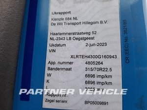 frontLeft : DAF XF 460 Dragbil