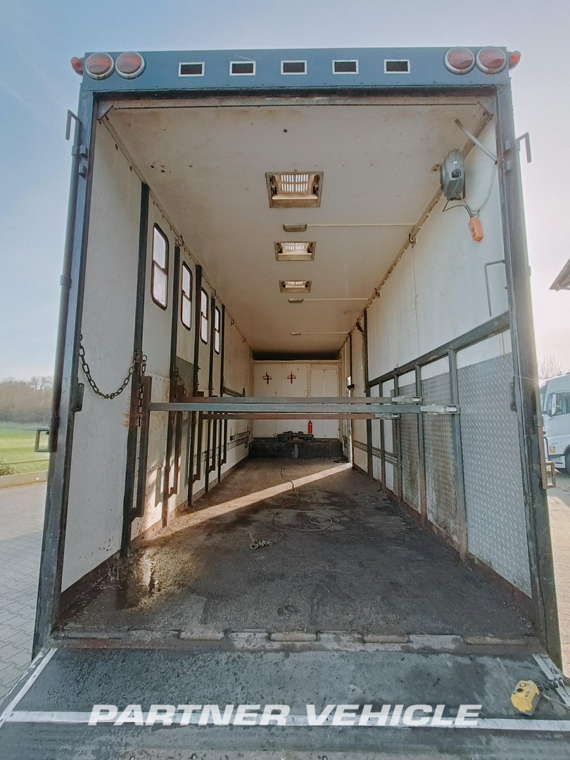 frontLeft : Floor  Kvægtransport