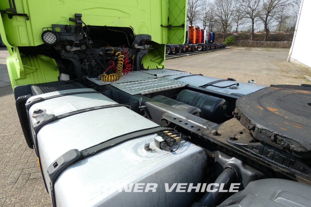 frontLeft : Scania R340 tegljač