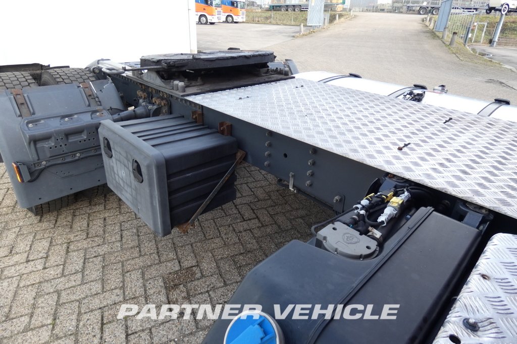 frontLeft : Scania G410 Trekkvogn