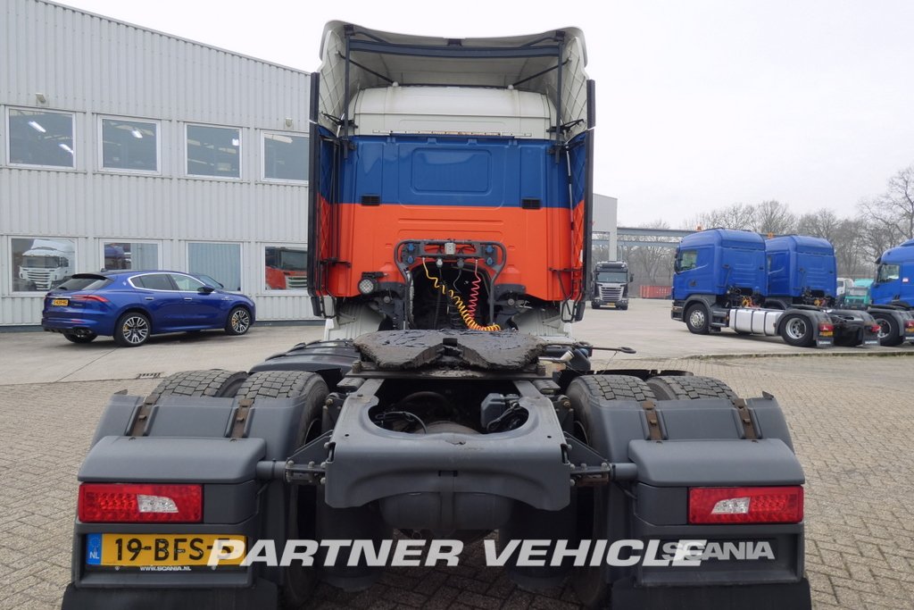 frontLeft : Scania G410 Tractor Unit
