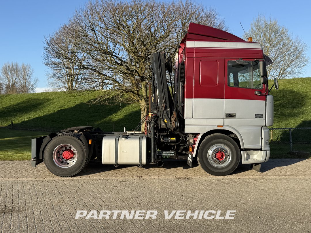 frontLeft : DAF XF95.380 Trækker