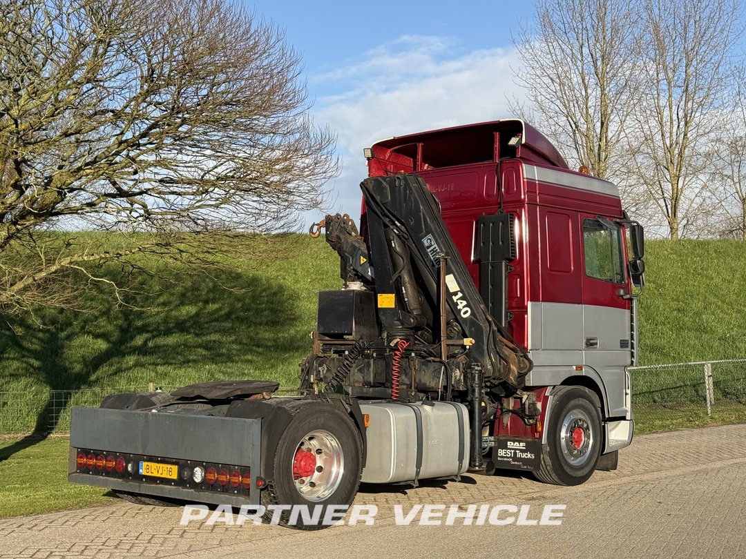 frontLeft : DAF XF95.380 Trækker