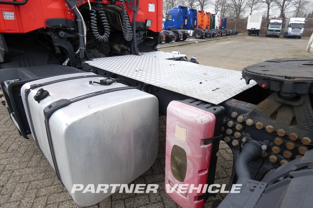 frontLeft : Scania G440 Trekkvogn