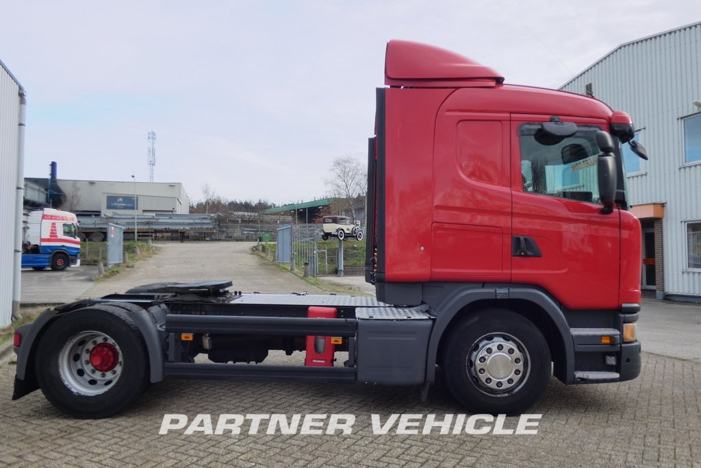 frontLeft : Scania G410 Тягач