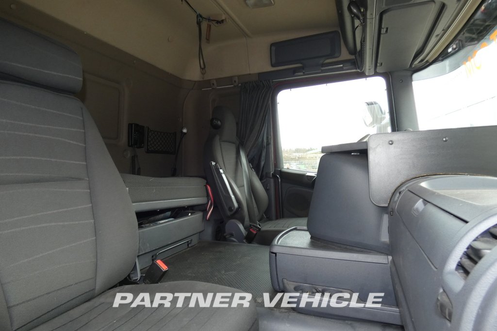 frontLeft : Scania G410 Тягач