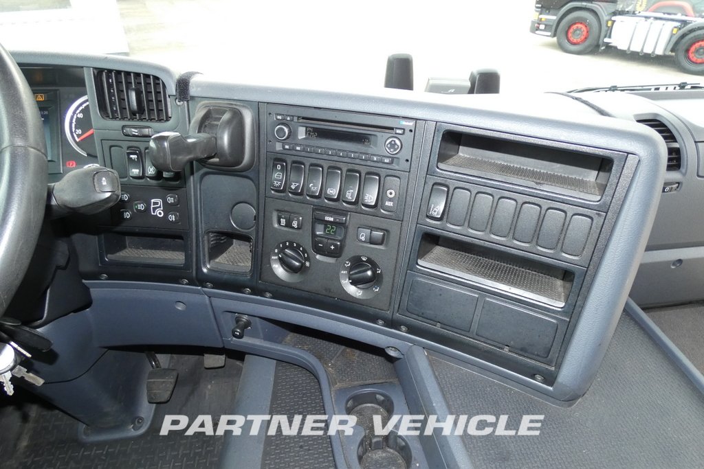frontLeft : Scania G410 Trekkvogn